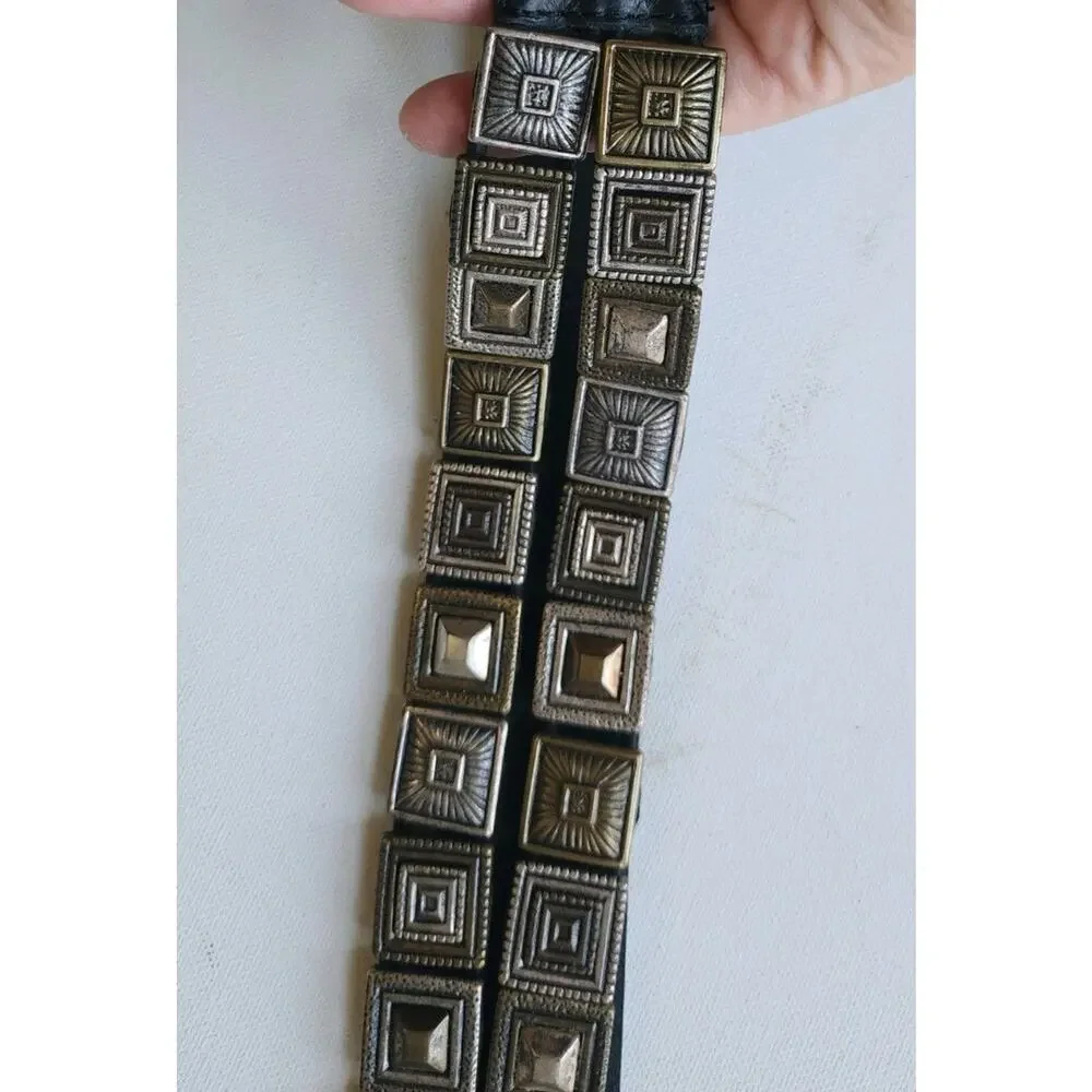Chicos ring buckle oversized